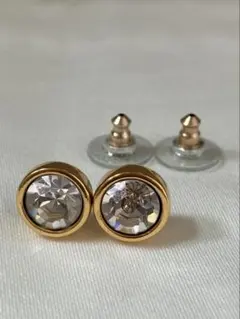 SWAROVSKI 大粒ストーン スタッドピアス ゴールド