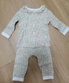 モイモルン 花柄長袖ベビーパジャマ 上下セット 70～80サイズ