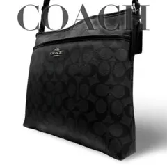 【美品】コーチ　ショルダーバッグ　シグネチャー　馬車金具　PVC レザー斜め掛け