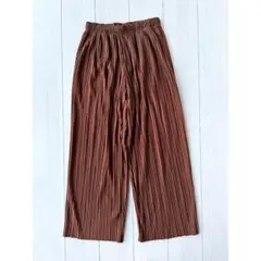 美品　ローリーズファーム　プリーツパンツ　ブラウン