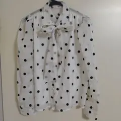 水玉模様リボン付き長袖シャツ