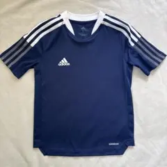 (新品未使用)adidas アディダス ユニフォーム風 半袖Tシャツ 140