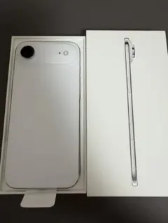 [極美品] iPhone Air 256GB クラウドホワイト　SIMフリー