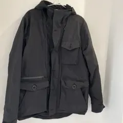 ブラック マウンテンパーカー フード付き