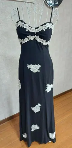 ドレス ロング 黒 発表会 大きいサイズ ステージ衣装