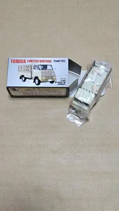 トミカリミテッド ヴィンテージ トヨタ トヨエース