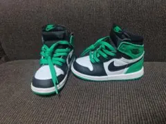 Item thumbnail for item 911bf619-1b20-4b79-9205-7403abce824c