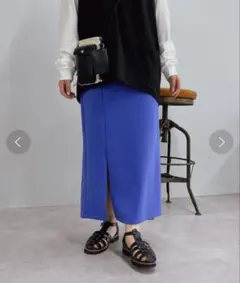 【全骨格着痩せ】スリットダンボールナロースカートのサムネイル