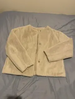 ユニクロ　フェイクファージャケット　ノーカラージャケット