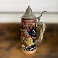 1960s ドイツ製 特大27cm ビアシュタイン 伝統レリーフ 蓋付マグ 1960s ドイツ製 特大27cm ビアシュタイン 伝統レリーフ 蓋付マグ