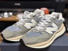 NEW BALANCE M5740LLG