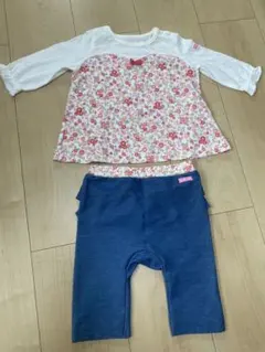 ミキハウス　ホットビスケッツ　花柄トップスとフリルボトムスのセット　70cm
