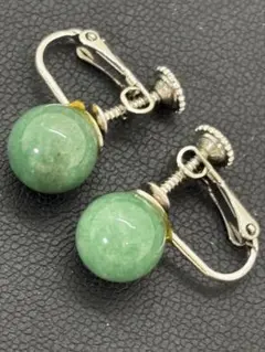 グリーンアゲート ボール型 イヤリング　翡翠風　天然石　オシャレ上品