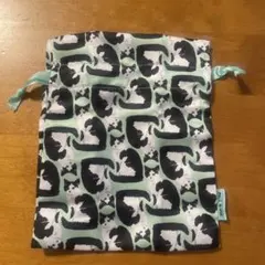 値下げ　新品　ポール&ジョー　猫柄巾着