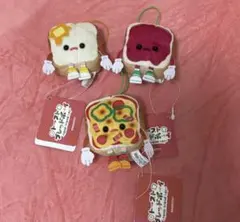 トーストブレッドボーイ　ぬいぐるみ　マスコット