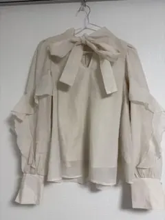 GRL リボン付きクリーム色ブラウス