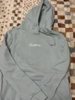 Guess フーディー