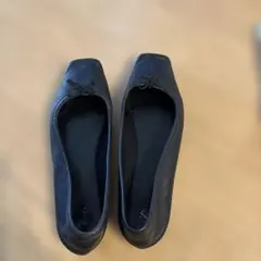 ZARA 黒 リボン付きバレエシューズ