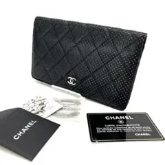 CHANEL ブラック レザー 二つ折り財布