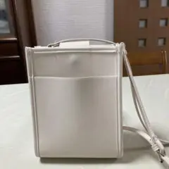 Item thumbnail for item 3cf91f5e-fd49-4946-94cc-e56b78af7816