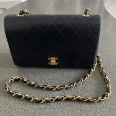 CHANEL ミニマトラッセ　ココマークフラップチェーン　ショルダーバッグ