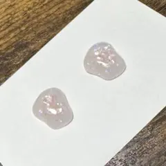 ハンドメイドピアス　イヤリング　レジン　ピンク　白