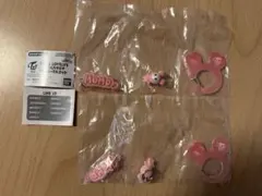 TWICE LOVELYS アクリルカラビナフロッキーマスコットガチャ モモ