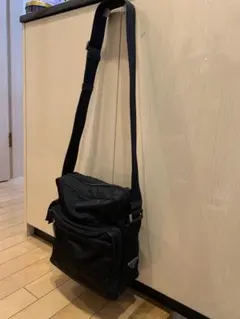 PRADA プラダ ナイロン ショルダーバッグ ブラック 三角ロゴ プラダ 黒
