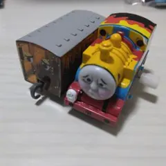 カプセルプラレール　機関車トーマスとキラキラアニーセット