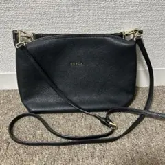 FURLA ブラック 黒 ショルダーバッグ