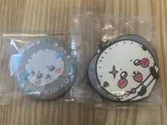ちいかわハートのラバーマスコット ちいかわ刺繍缶バッジ　ラッコさん2つセット