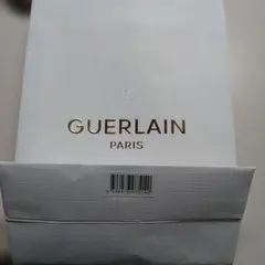 GUERLAIN ホワイト ポーチ お値下げ〇のサムネイル