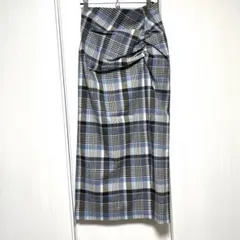 INED チェック柄のスカート