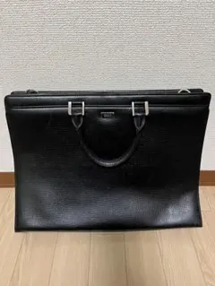 DAKS黒 レザー ビジネスバッグ 定価5万↑▽ダックス DAKS ビジネス レザーブリーフバッグ 黒