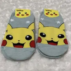 ポケモン靴下　　ピカチュウ