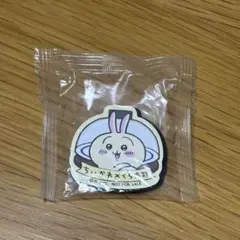 ちいかわ　くら寿司　マグネット(うさぎ、あのこ)