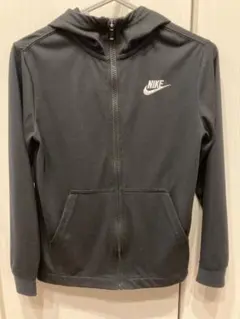 子供 Nike フルジップパーカー