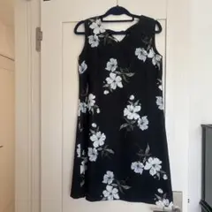 花柄ノースリーブワンピース