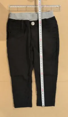 スリムフィット七分丈パンツ　 ブラック　140cm→130cm