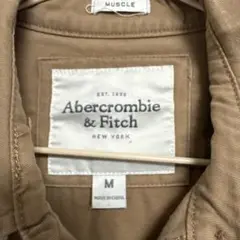 半袖シャツ