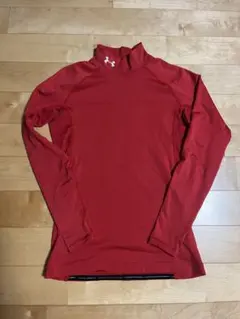 UNDER ARMOUR レッド アンダーシャツ M