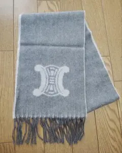 CELINE ベージュ ロゴマフラー