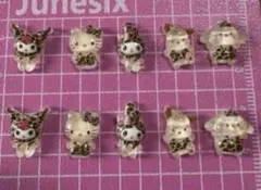 ヒョウ柄 サンリオネイルパーツ10個セット