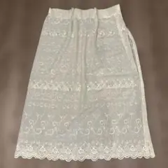 ホワイト花柄刺繍レースカーテン　100✖️100cm