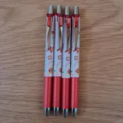 【新品・未使用・ディズニーストア】くまのプーさん ボールペン　4本セット