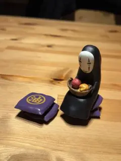 カオナシ フィギュア