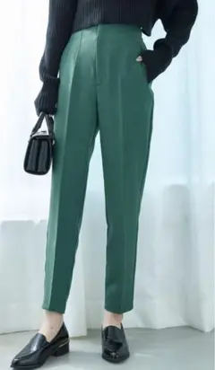 【GRL】ハイウエストテーパードパンツ　グリーン　ストレート　新品未使用　S
