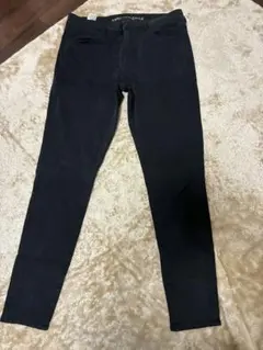 AMERICAN EAGLE スーパーストレッチスキニーパンツ ブラック