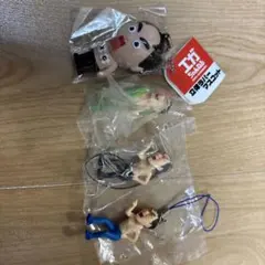 お笑い芸人 フィギュア ストラップ付き　4つセット