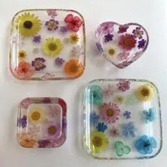 SALE⭐︎押し花の小物入れ4点セット⭐︎固まるハーバリウム